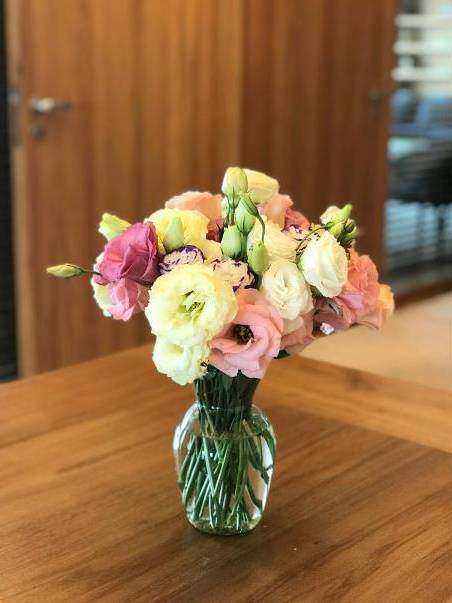 Birthday bouquet hero