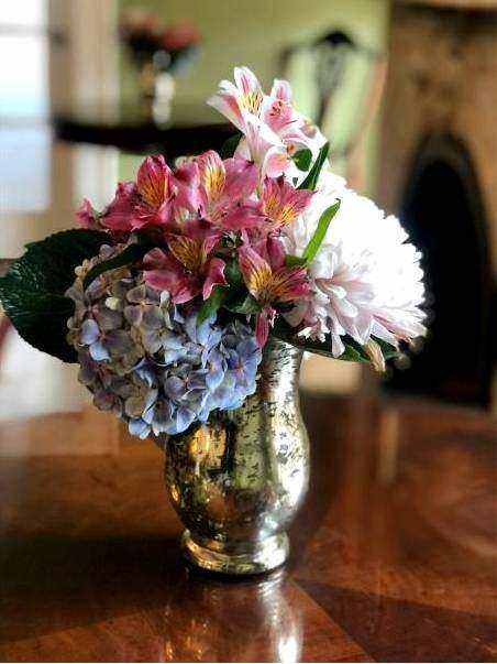 Romantic same-day bouquet